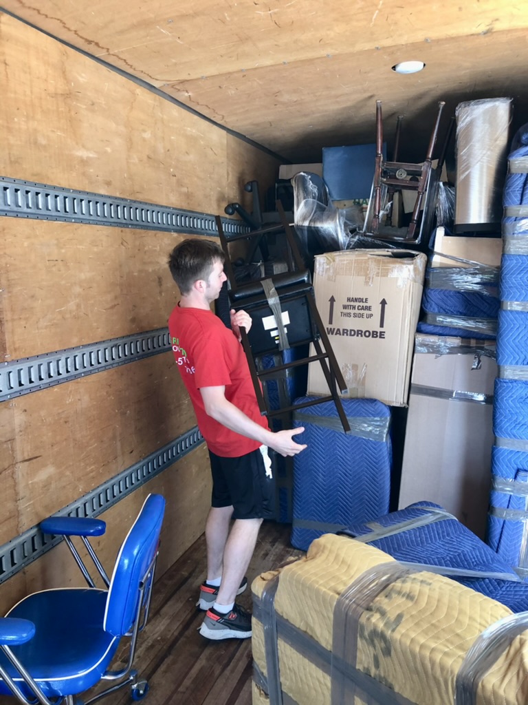 schedule my Chelsea movers