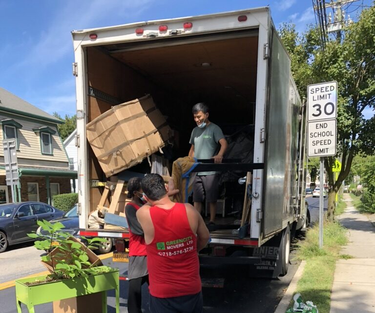 the best local movers in Brooklyn