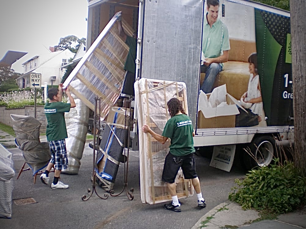 Riverdale Moving Company Near Me