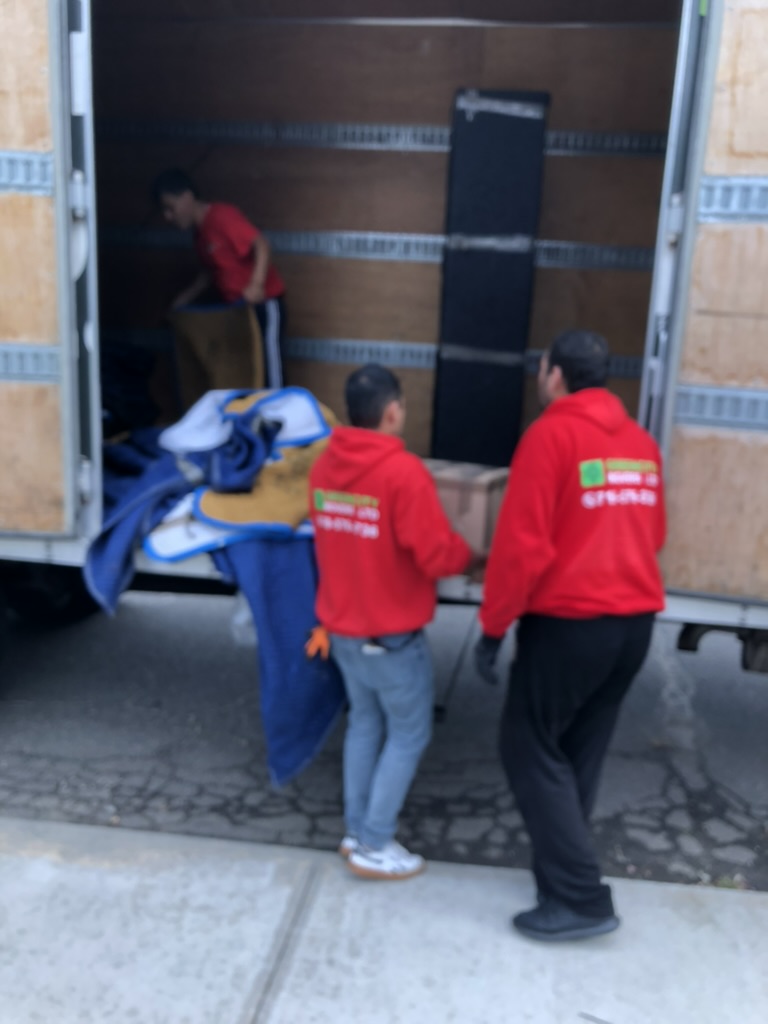 Bedford-Stuy movers
