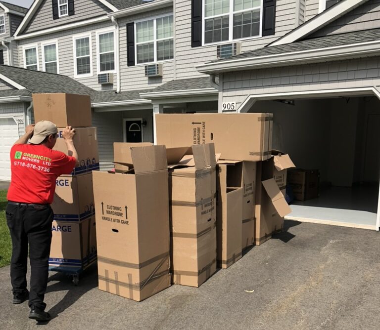 Packing and unpacking services