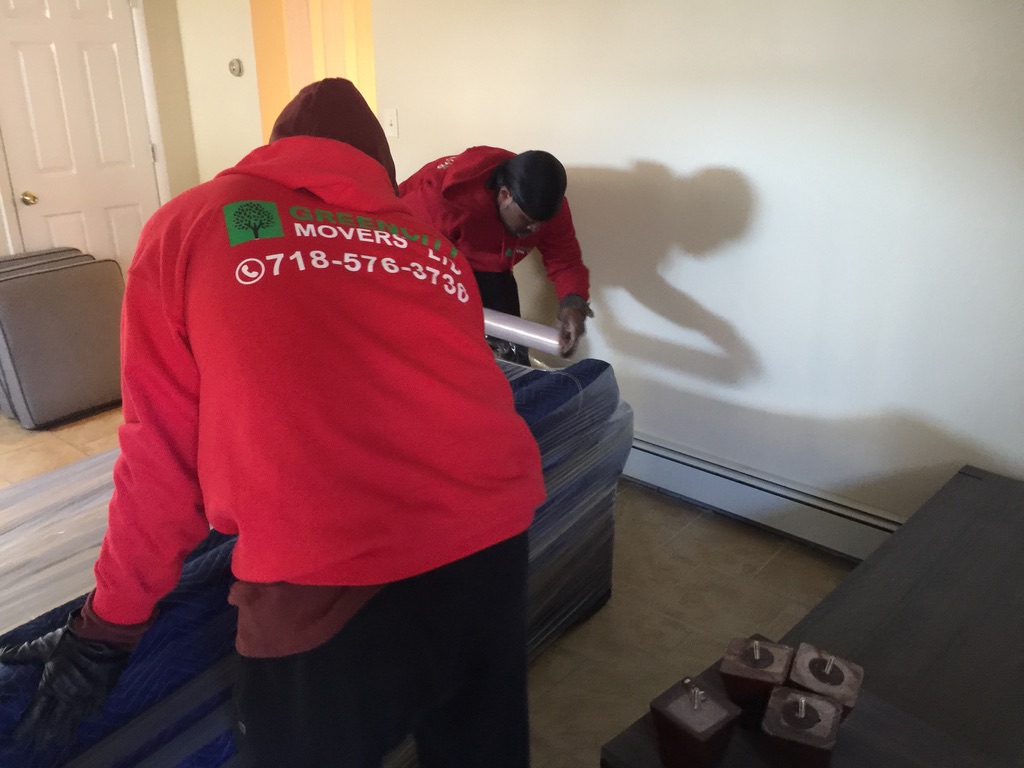 cheap movers in Long Island City